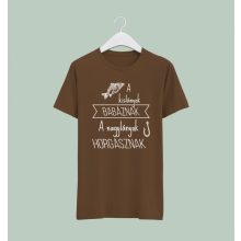 A kislányok babáznak, a nagylányok horgásznak póló