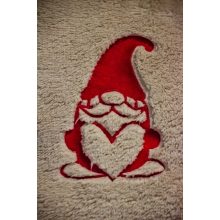 Szívecskés manó hímzett párna