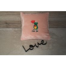  Breki love hímzett párna