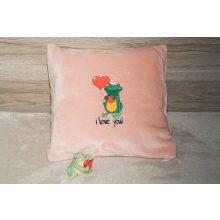  Breki love hímzett párna